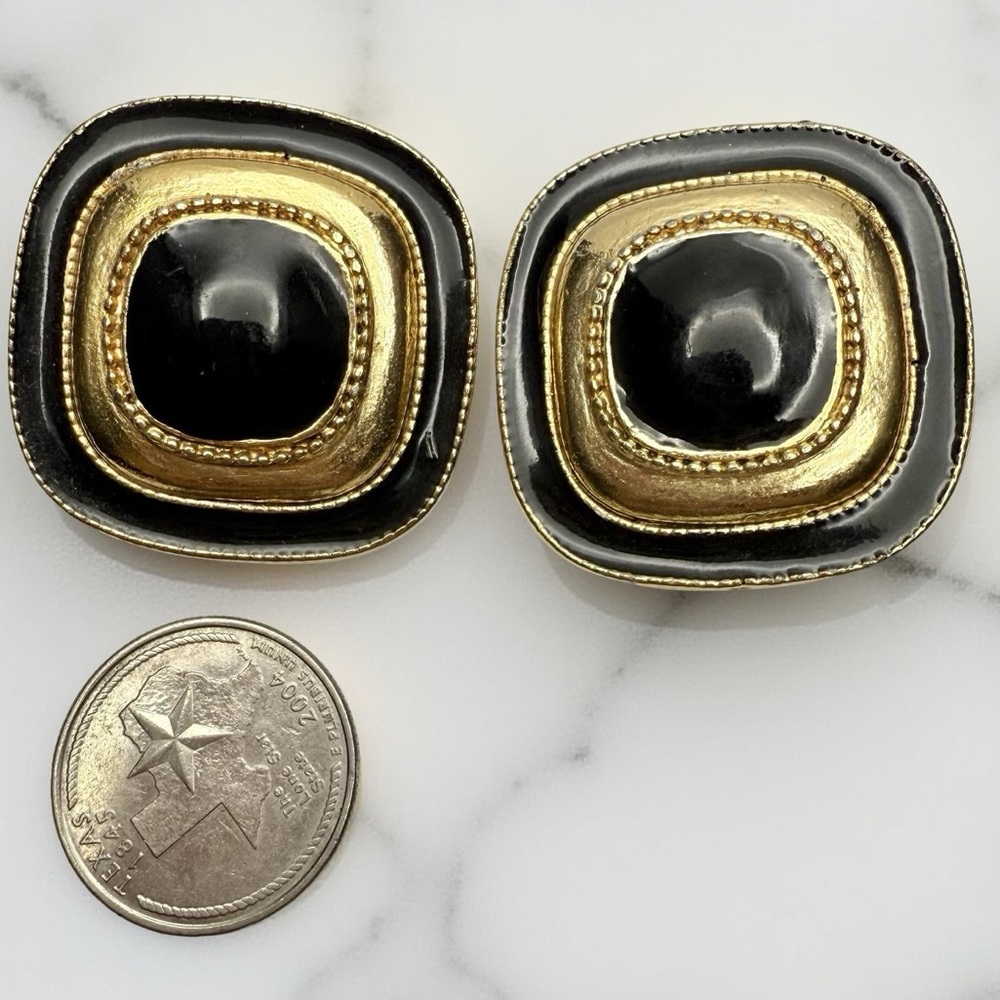 Vintage Gay Boyer Black Enamel Gold Tone Clip On Earrings 80s - Picture 8 of 10